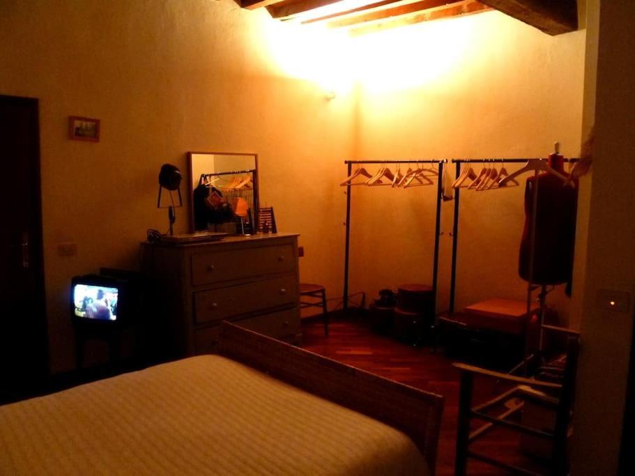 Romantic Apt In San Frediano Флоренція Екстер'єр фото