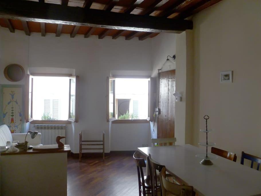 Romantic Apt In San Frediano Флоренція Екстер'єр фото
